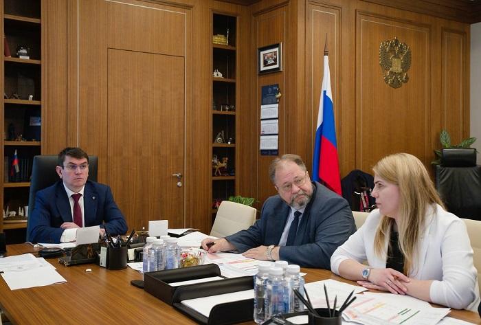 В Минстрое России обсудили ход реализации региональных программ ...